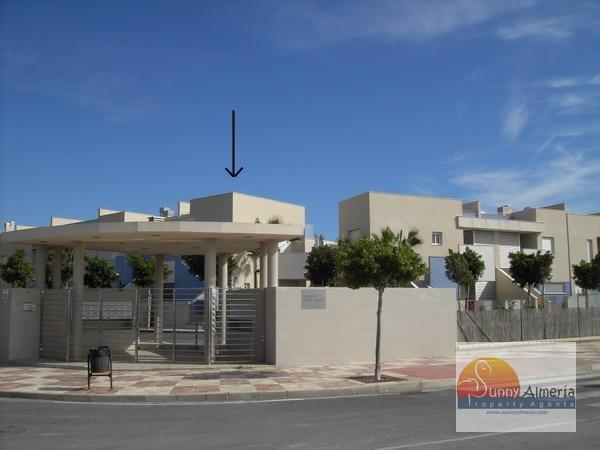 Luxuriöse Apartment zu vermieten in Av. Cerrillos  86 (Roquetas de Mar)