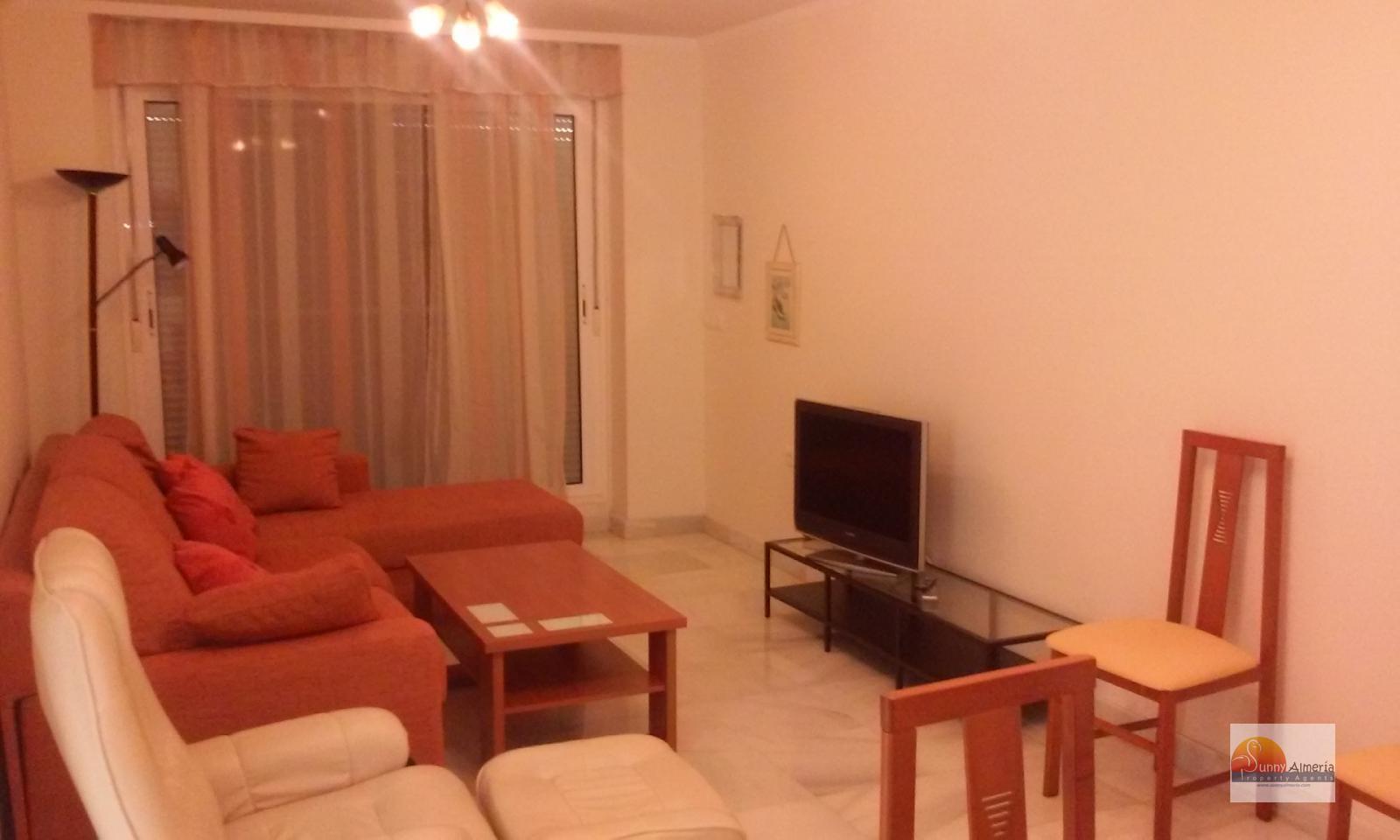 Petit Appartement de Luxe en location à Carretera Ciudad de Cadiz 1A (Roquetas de Mar), 950 €/mois