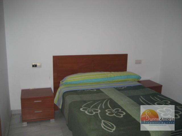 Apartamento de Lujo en alquiler en Carretera Ciudad de Cadiz 51 (Roquetas de Mar), 950 €/mes