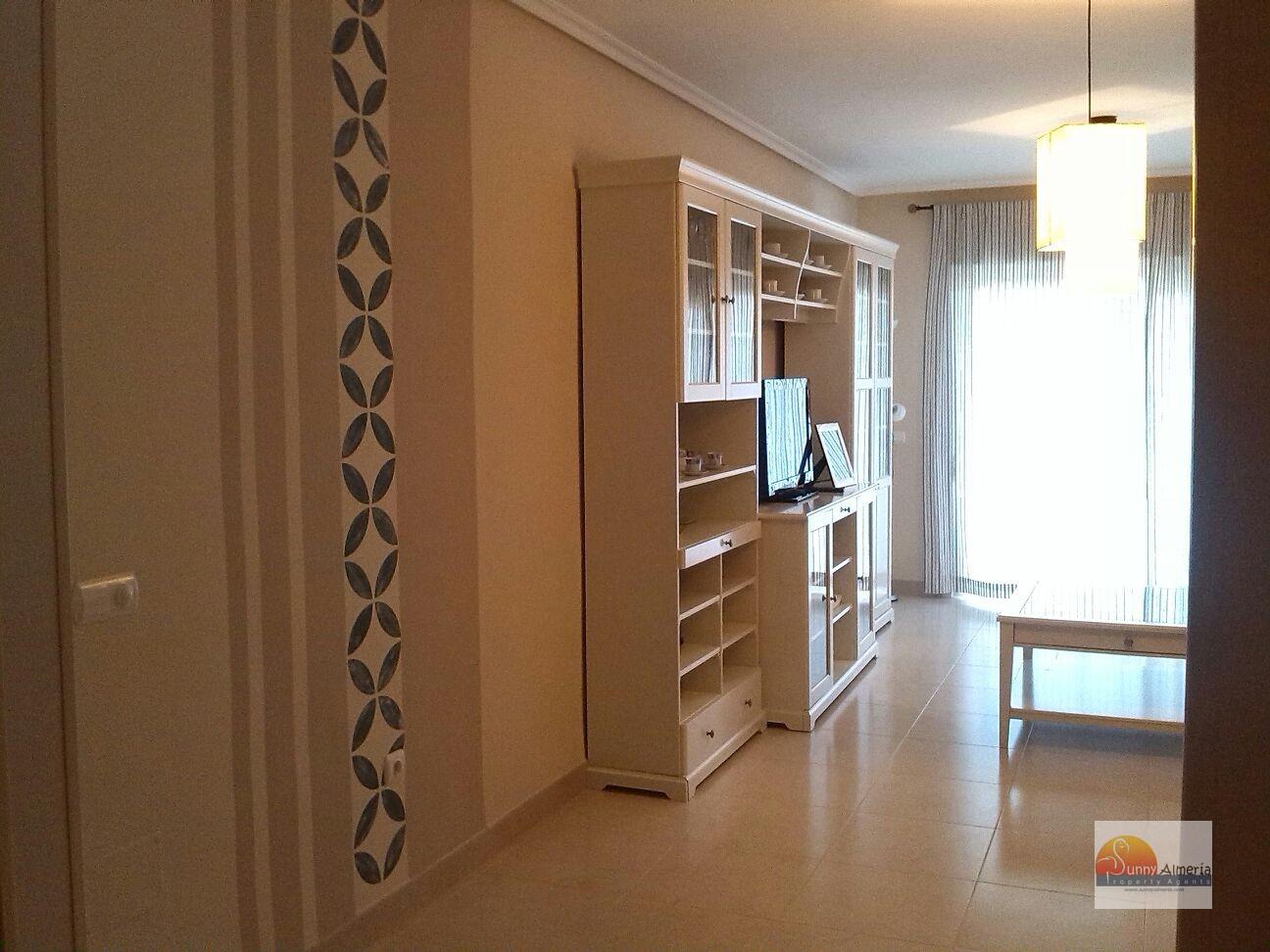 Apartamento de Lujo en alquiler en Calle Fosforito 4 (Roquetas de Mar), 850 €/mes (Temporada)