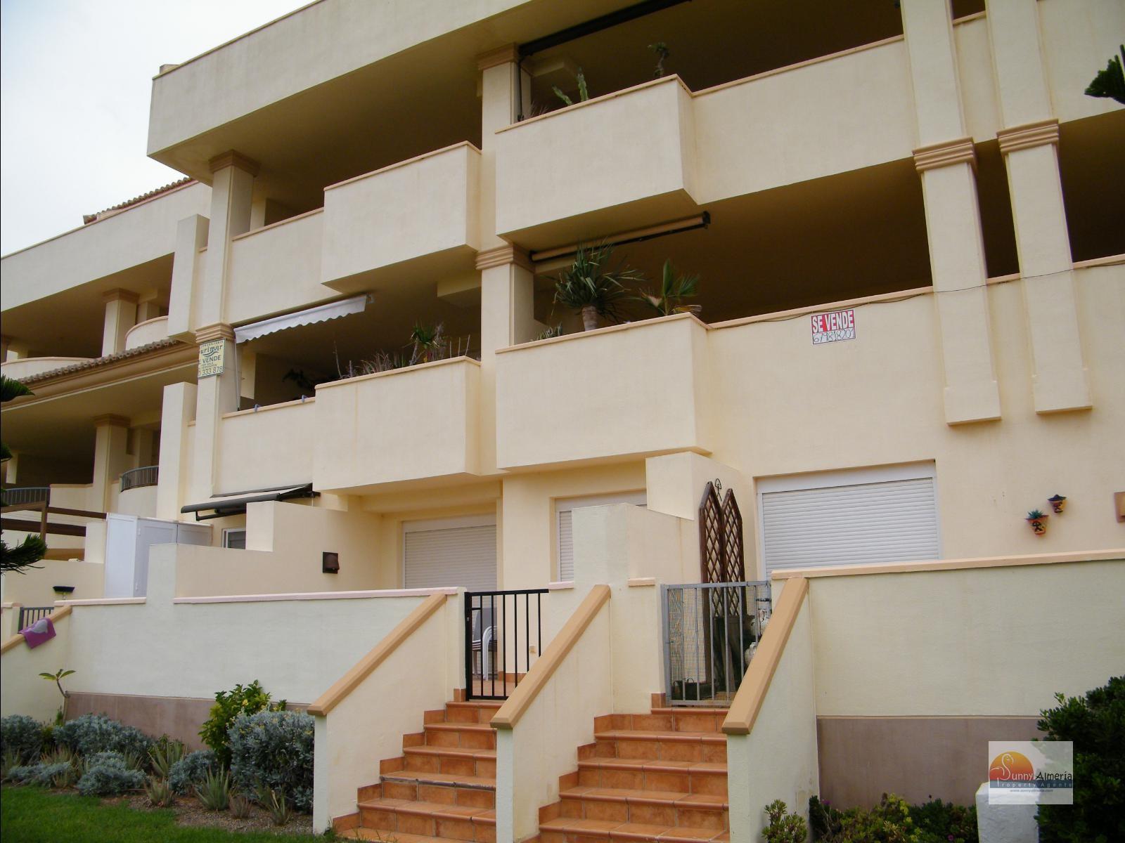 Luxury Apartment for rent in Calle Fosforito 4 (Roquetas de Mar), 900 €/month (Season)