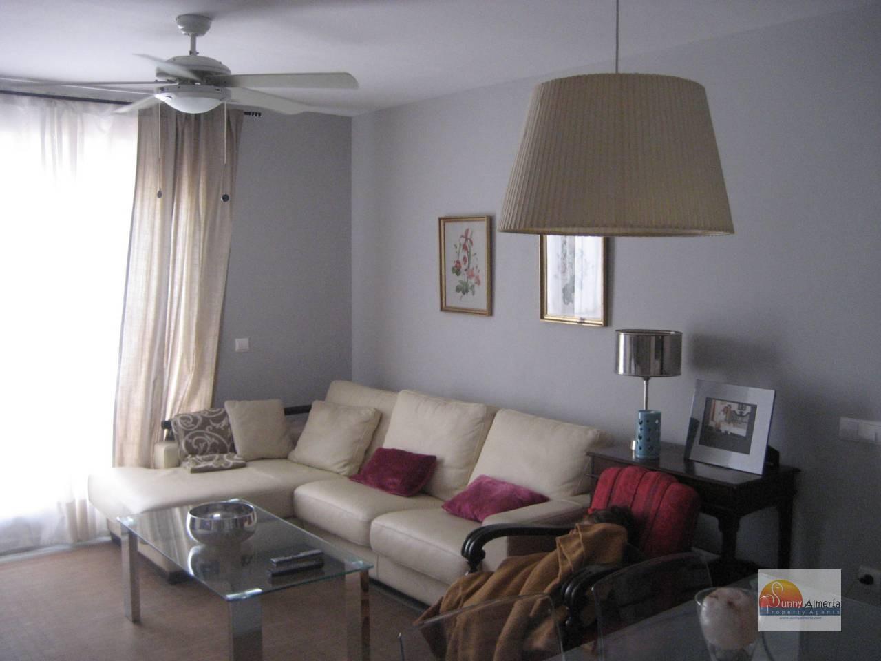 Apartamento en alquiler en av rosita ferrer 4 (Roquetas de Mar), 600 €/mes