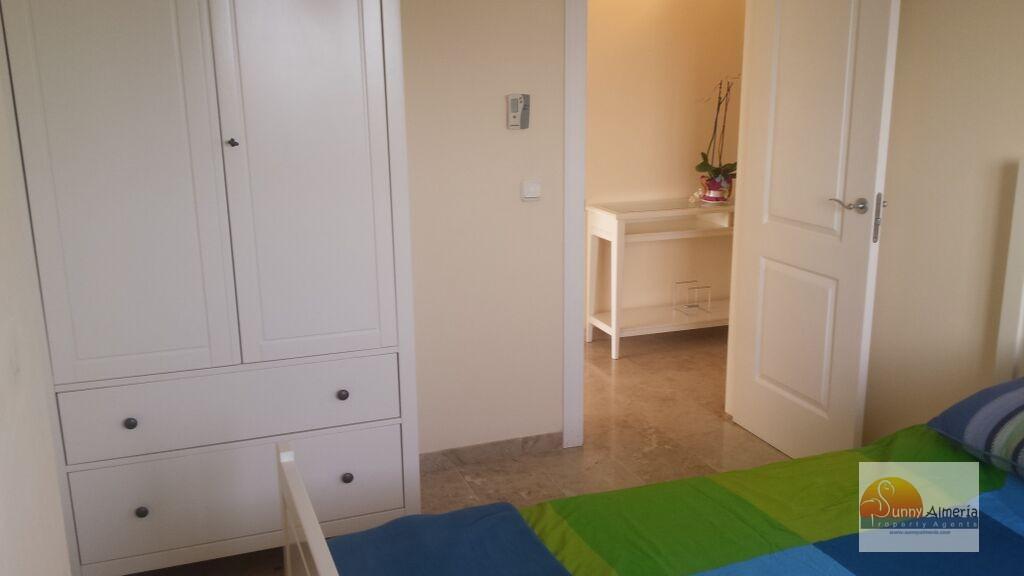 Luxury Apartment for rent in Roquetas de Mar, 750 €/month