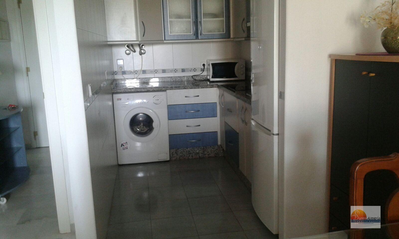 Apartment for rent in calle aviacion 0 (Roquetas de Mar), 550 €/month