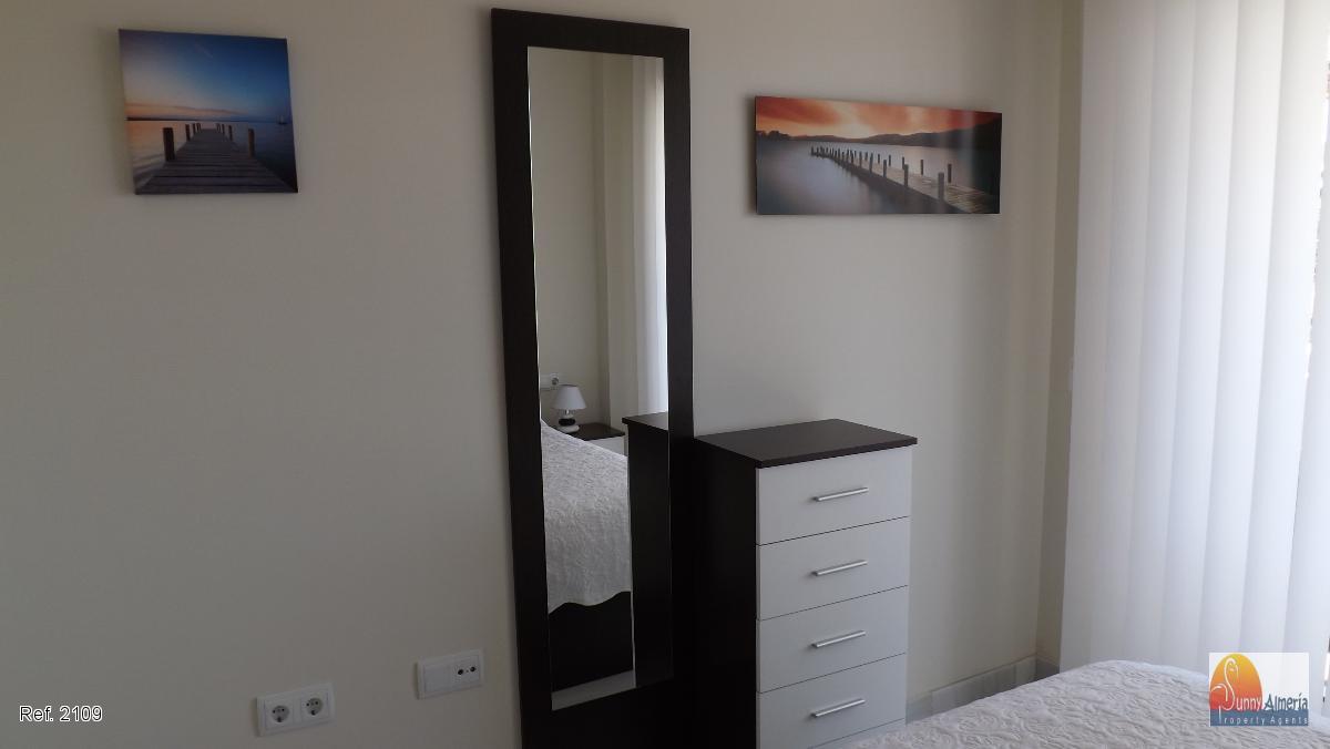 Petit Appartement en location à Carretera Ciudad de Cadiz 1A (Roquetas de Mar), 850 €/mois