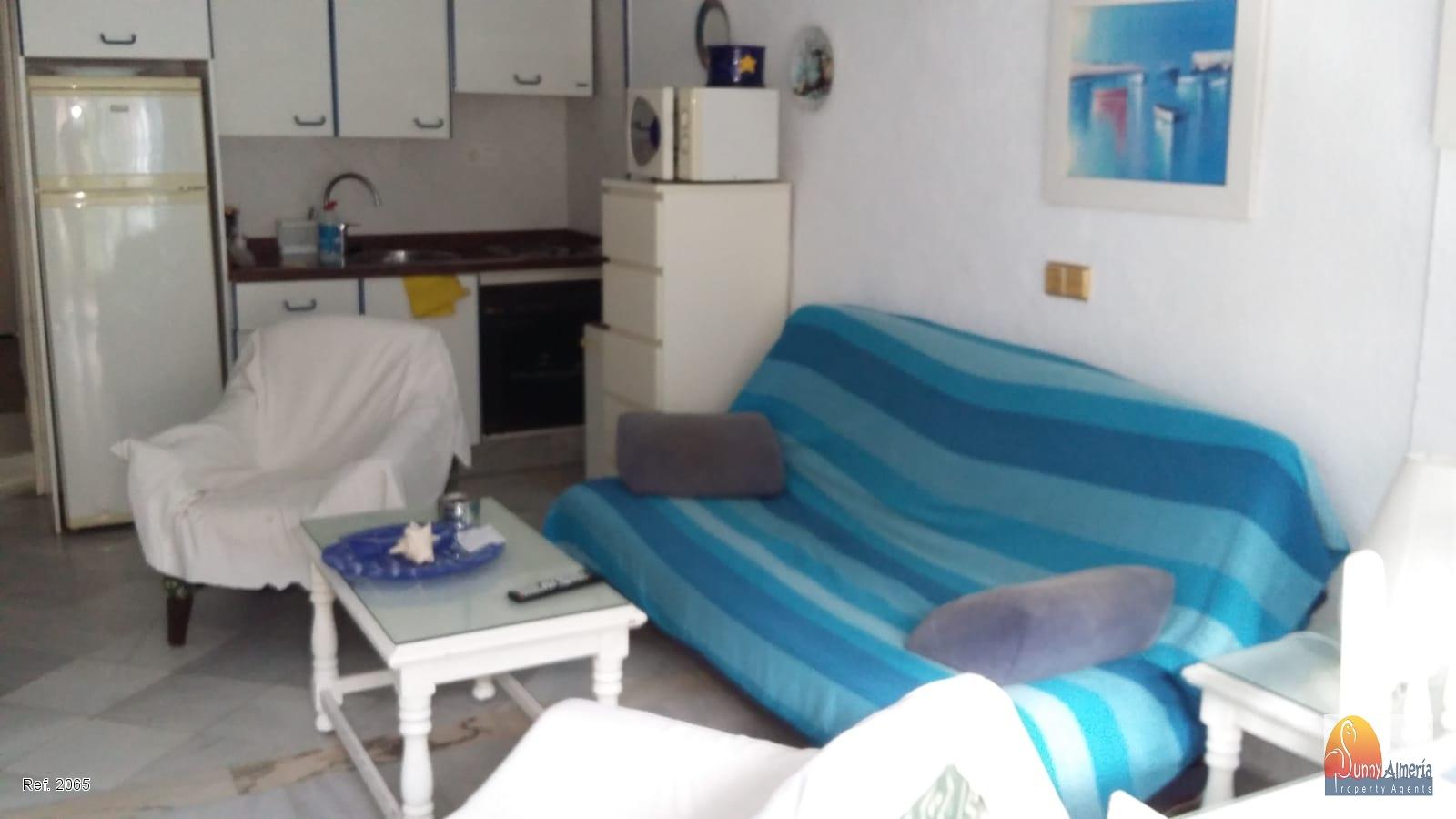 Lejlighed udlejes på lang tid I Avenida Entremares 112 (Roquetas de Mar), 700€/måned
