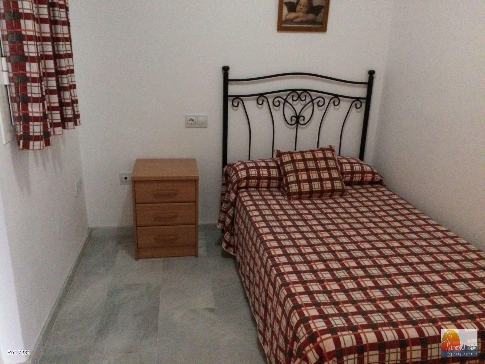 Apartamento de Lujo en alquiler en undefined unde (Roquetas de Mar), 900 €/mes