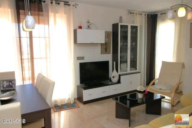 Apartamento de Lujo en alquiler en Roquetas de Mar, 950 €/mes