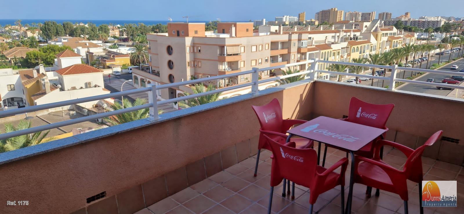 Apartment for rent in Avenida  Sabinal 1 (Roquetas de Mar), 650 €/month